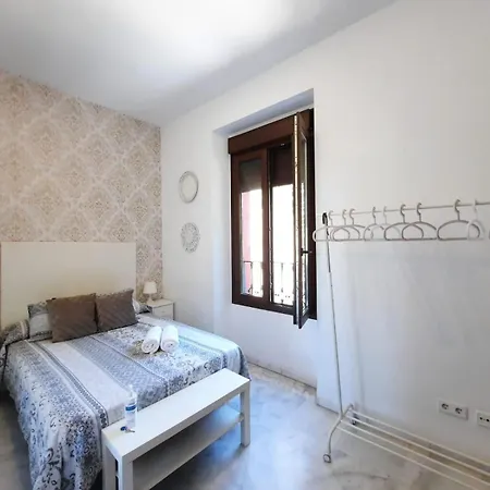 Budget And Lovely Setas Apartment