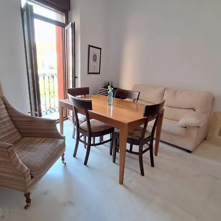 Budget And Lovely Setas Apartment