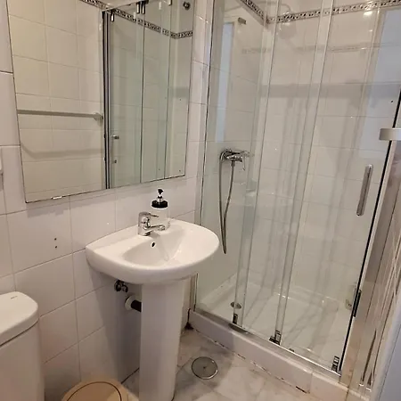 Apartment Budget And Lovely Setas Seville